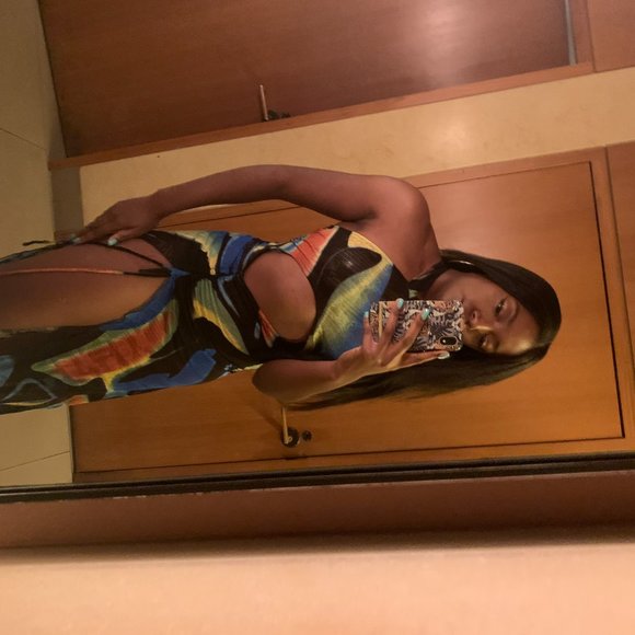 Kim Shui Blue Swirl Cut Out Qi Pao - Picture 3 of 6